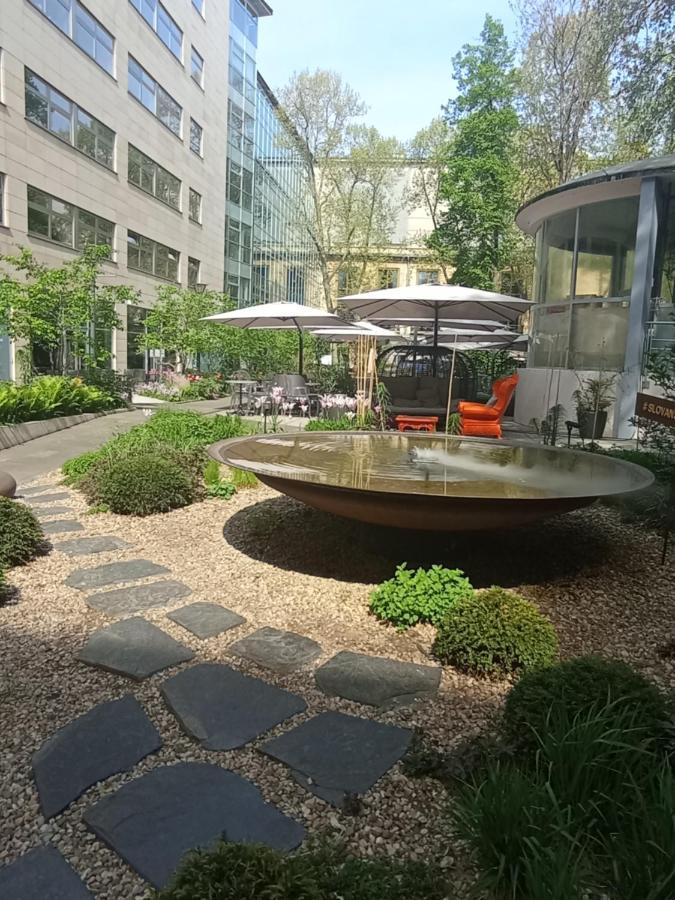 Designed Apartment Next To Vaclav Square With Terrace And Private Garage Praga Exterior foto