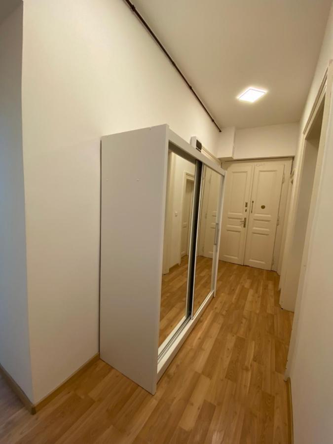 Designed Apartment Next To Vaclav Square With Terrace And Private Garage Praga Exterior foto